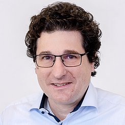  Prof. Dr. Francesco Knechtli